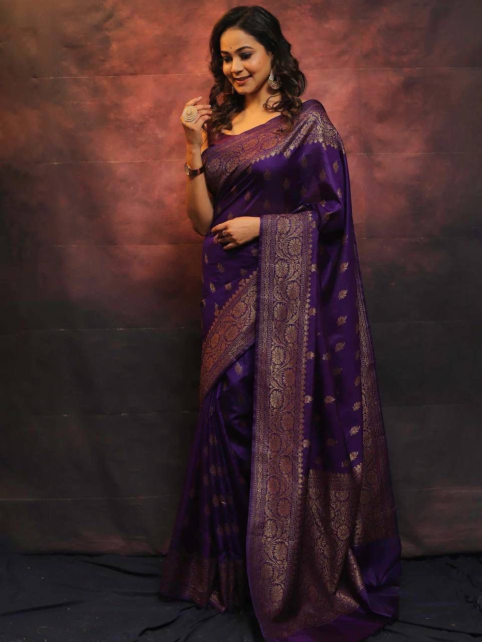 Delectable Purple Soft Silk Saree With Palimpsest Blouse Piece