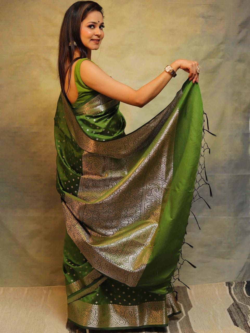 Serendipity Mehndi Soft Silk Saree With Lassitude Blouse Piece