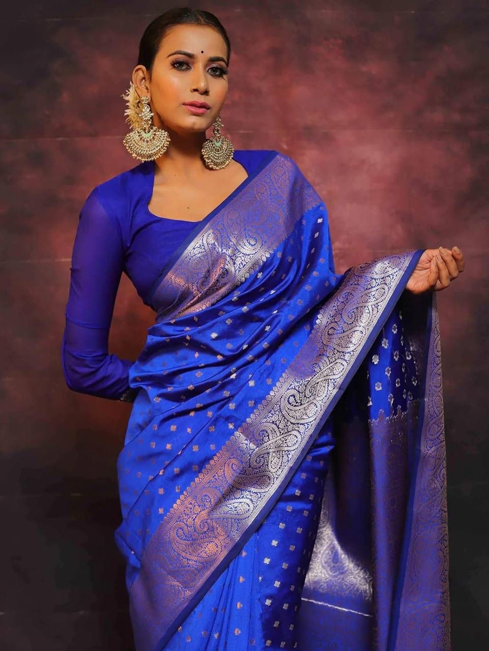 Eloquence Royal Blue Soft Silk Saree With Scintilla Blouse Piece