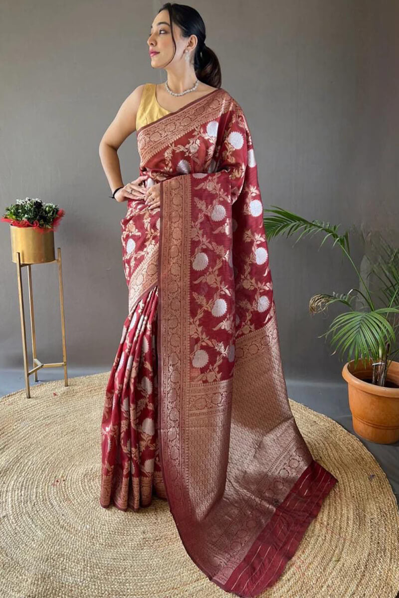 Unique Maroon Cotton Silk Saree With Sophisticated Blouse Piece