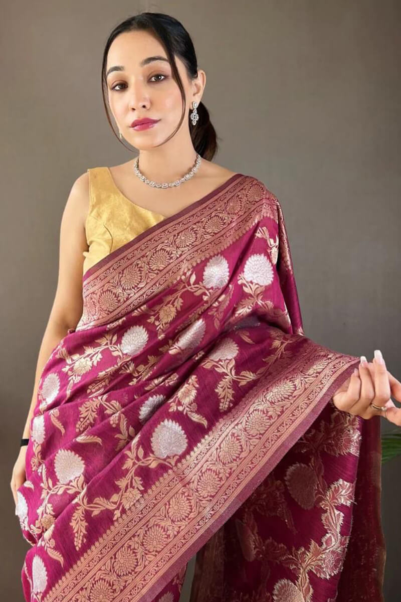 Gratifying Wine Cotton Silk Saree With Energetic Blouse Piece