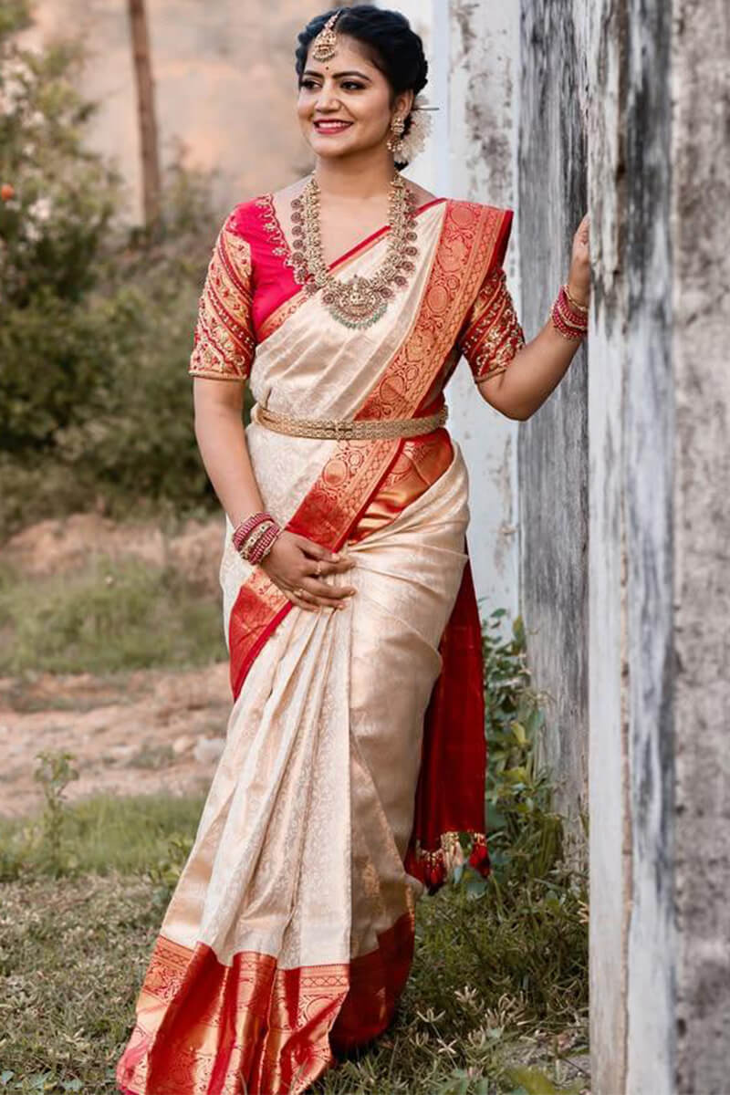 Cynosure Off White Soft Silk Saree With Extraordinary Blouse Piece