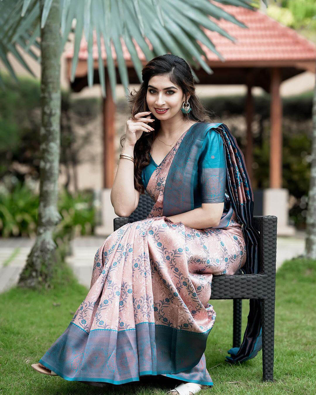 Demure Peach Soft Silk Saree With Embrocation Blouse Piece