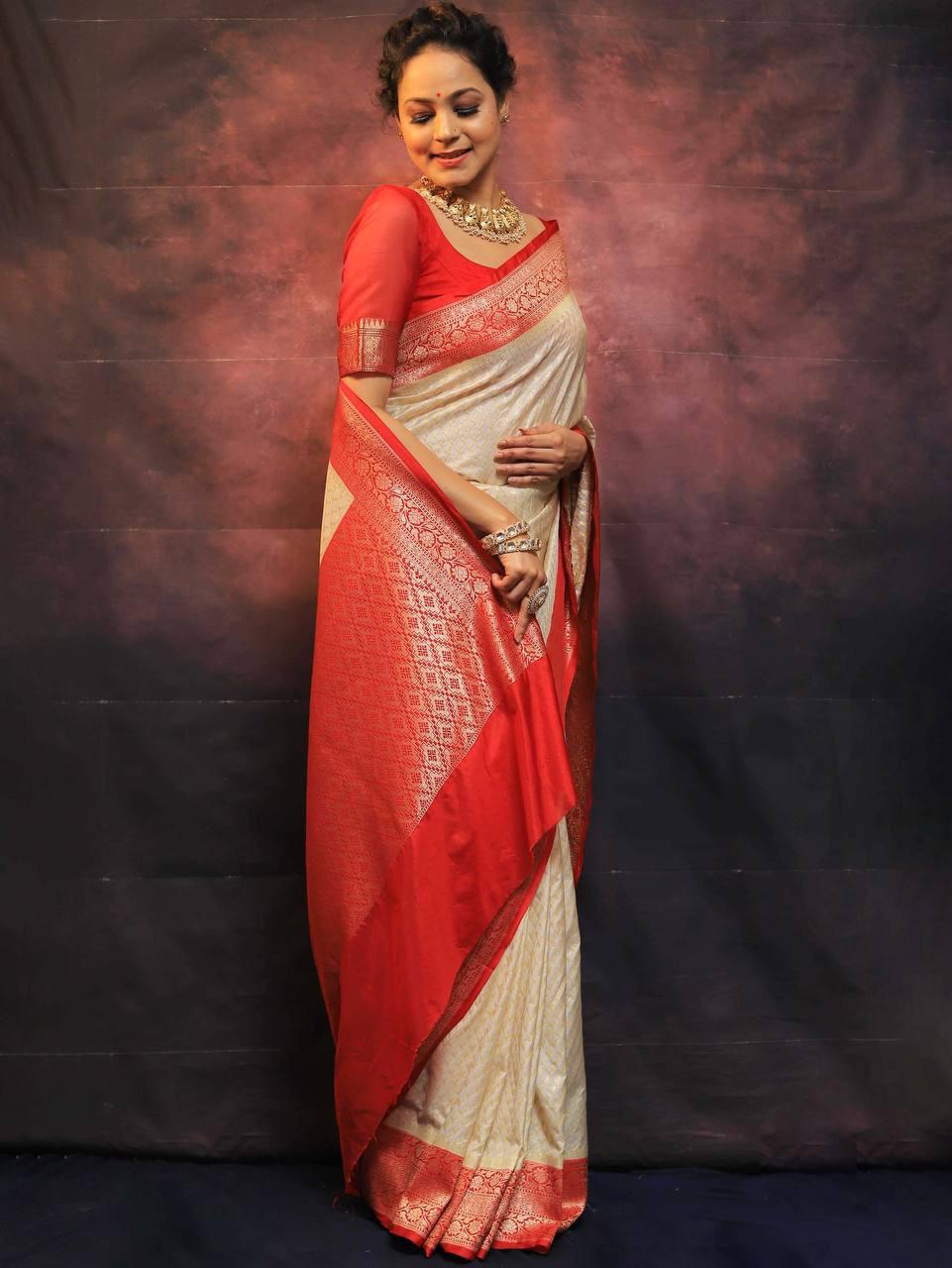 Brood Beige Soft Silk Saree With Embrocation Blouse Piece